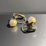 Pearl Clip-On